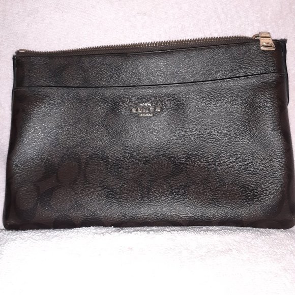 COACH - Men's ID Wallet - (Strap Not Inclulded) - Picture 6 of 8